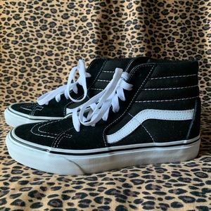 Woman’s high top Vans
